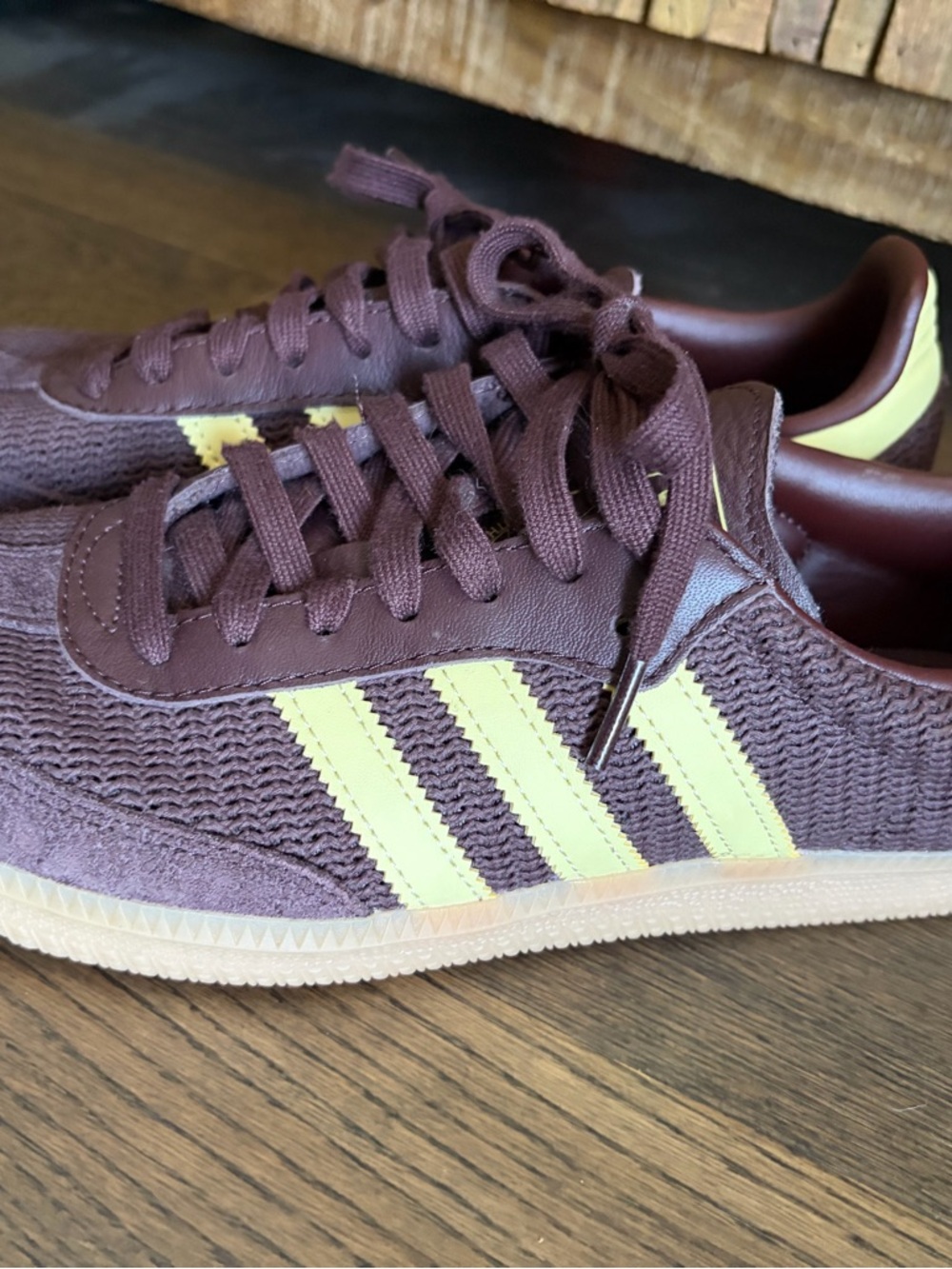 Women's Adidas Samba OG - Shadow Brown/Powder Yellow size 9 - Picture 9 of 14